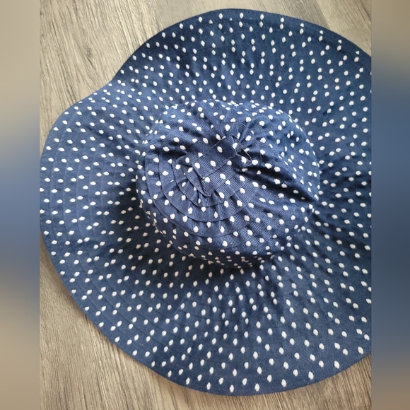 NYC UNDERGROUND UPF 50 WOMEN’S POLKA SUMMER HAT Blue/White Packable Foldable - Picture 2 of 4
